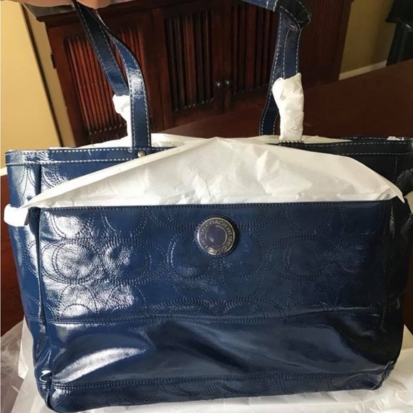 *STUNNING!* Coach Denim Blue Tote Bag/Diaper Bag in ORIGINAL PACKAGING - Picture 1 of 8